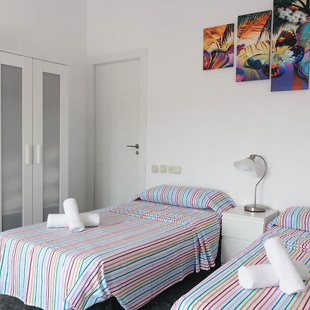 Atico Con Terraza Y Vistas Apartment Малага Екстериор снимка